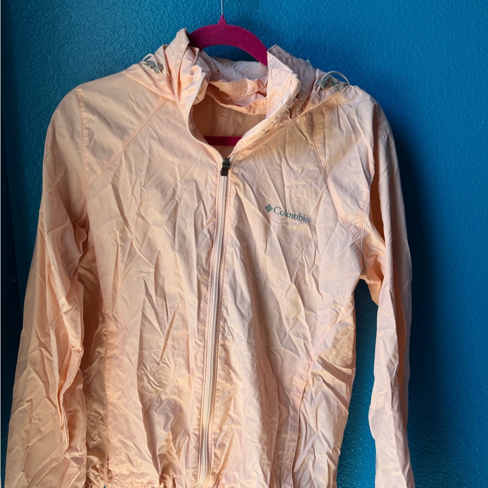 Columbia Light Coral Windbreaker